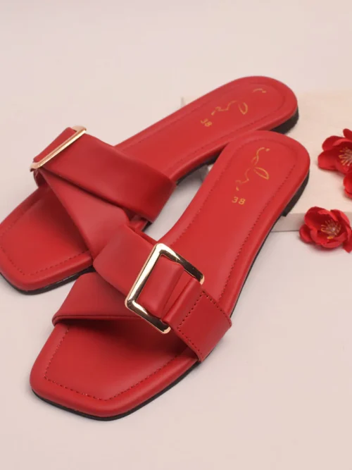 Glowup Buckle Slides - Red